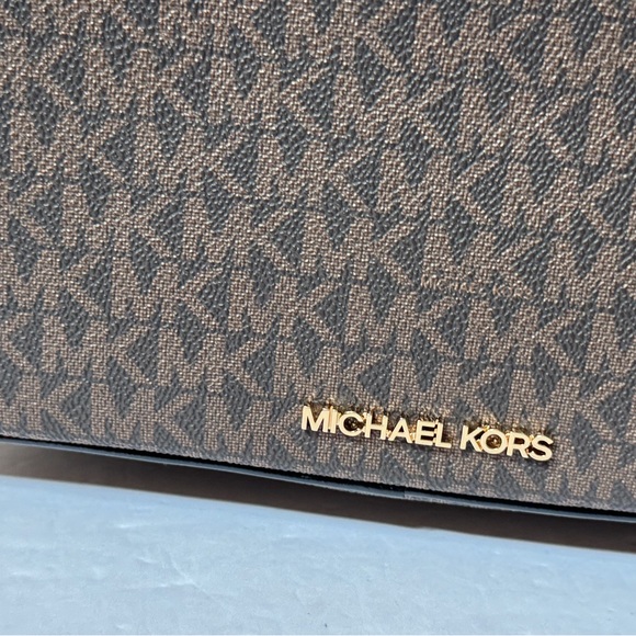 Michael Kors Jet Set Travel Large Hanging Toiletry Case Travel Pouch MK Brown - Picture 12 of 12